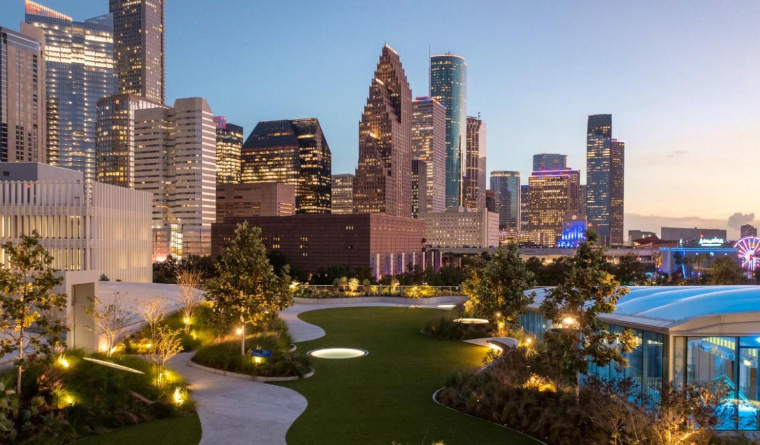 Contemporary Downtown Your Base For Adventures! Daire *